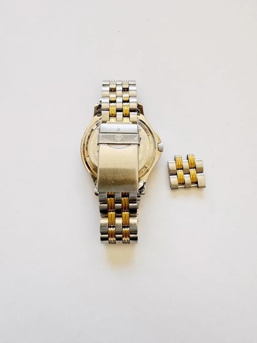 Wenger Swiss Army Two-Tone Stainless Steel Watch Day/Date Water Resist - Works